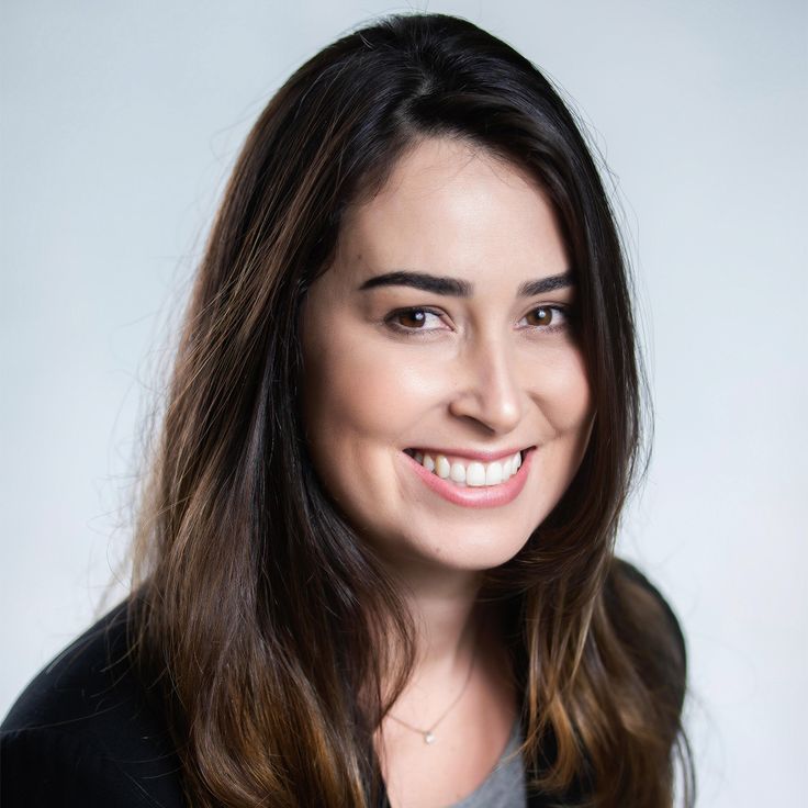 Dra. Ana Oliveira